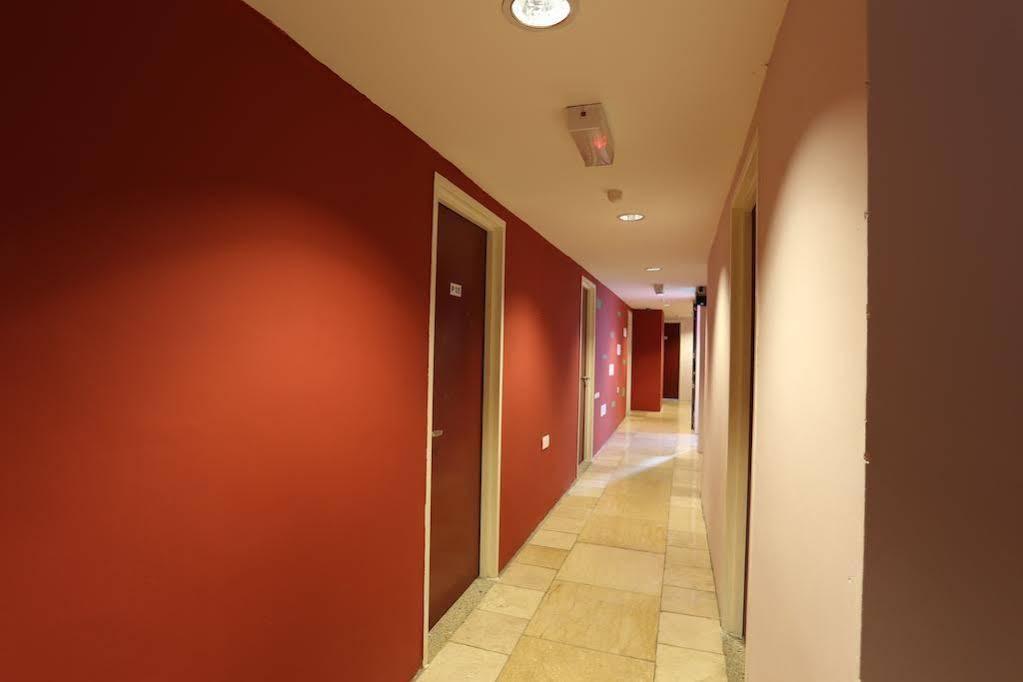 New Town Hotel Usj Sentral Subang Jaya Bagian luar foto