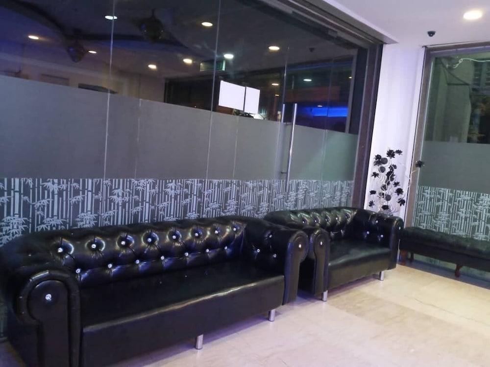 New Town Hotel Usj Sentral Subang Jaya Bagian luar foto